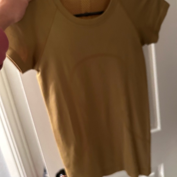 Swifty Tech Auric Gold 🤍🤍 - Picture 1 of 2